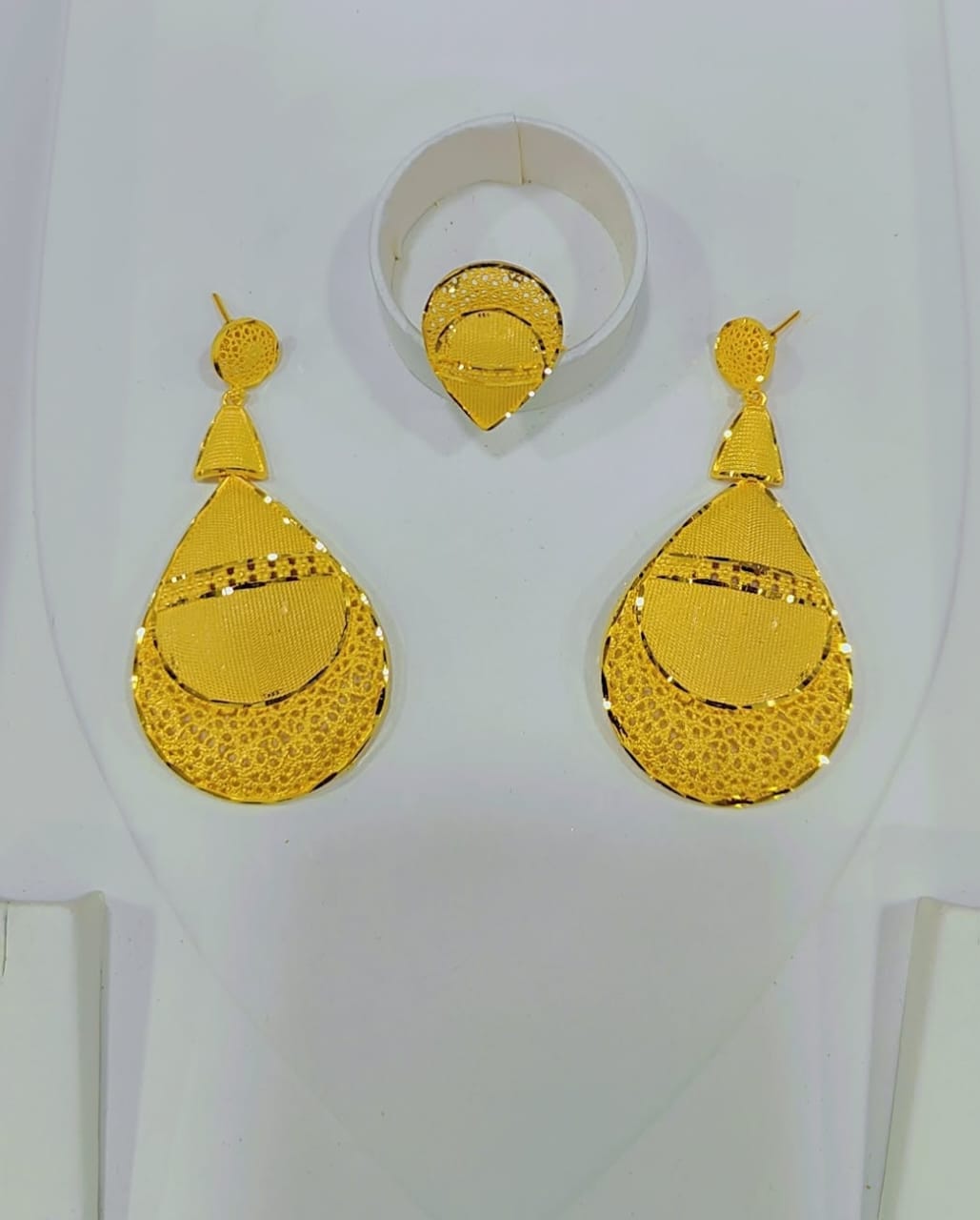 Gold Teardrop Earring & Ring Set