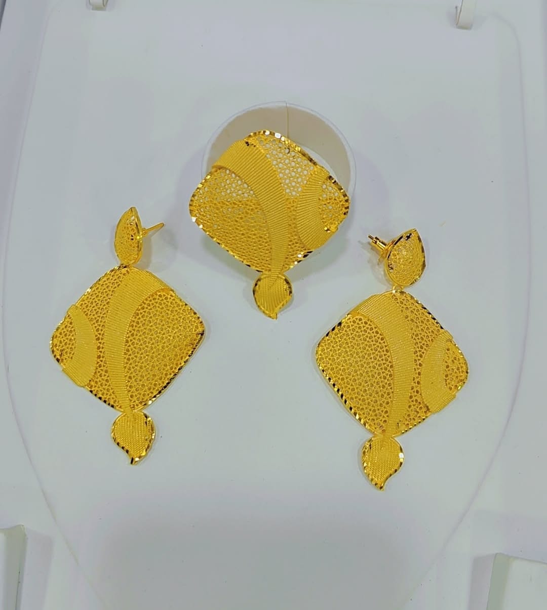 Gold Kite Leaf Earring & Ring Set